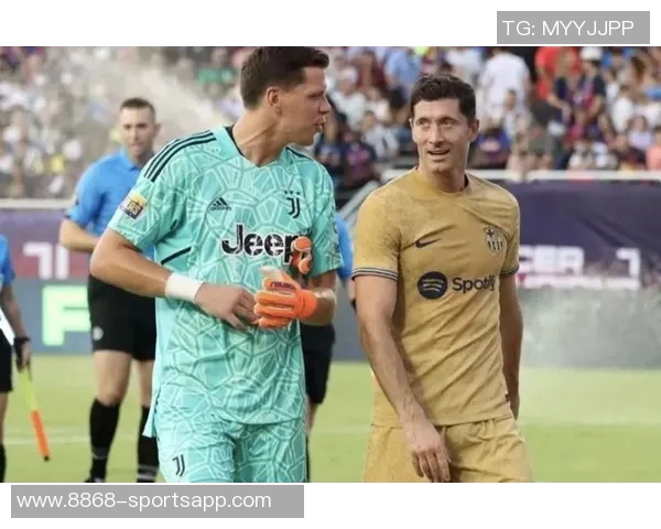 巴萨今日训练吸引众星参与巴尔德埃里克伯纳尔什琴斯尼齐聚一堂